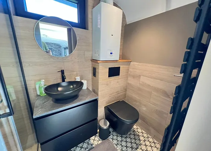 Pine Tree Tiny Rochefort